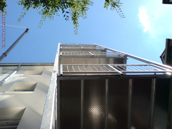 https://www.blankenburg-metallbau.de/bildergalerie/cache/vs_Balkonanlagen_Balkonanlagen-2.jpg