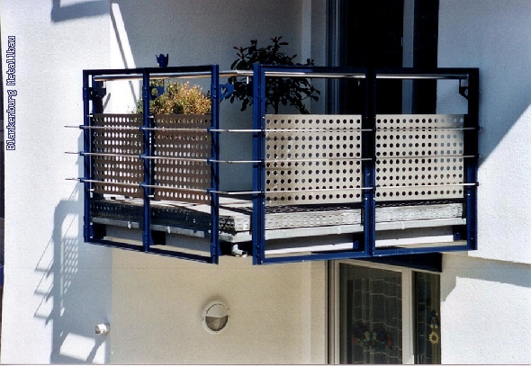https://www.blankenburg-metallbau.de/bildergalerie/cache/vs_Balkone_Balkon-5.jpg