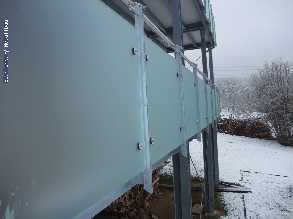 https://www.blankenburg-metallbau.de/bildergalerie/cache/vs_Balkone_Balkon-7.jpg