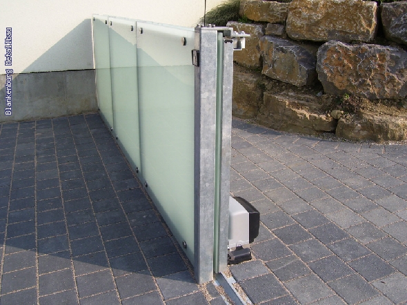 https://www.blankenburg-metallbau.de/bildergalerie/cache/vs_Tore_Tore-4.jpg