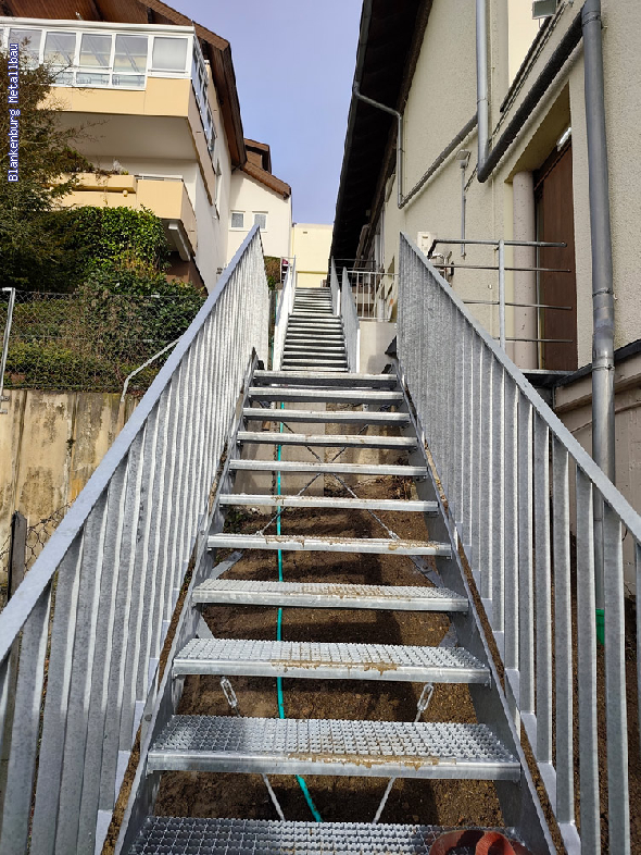 https://www.blankenburg-metallbau.de/bildergalerie/cache/vs_Treppen_Treppe-13.jpg