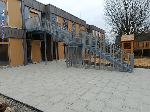 https://www.blankenburg-metallbau.de/bildergalerie/cache/vs_Treppen_Treppe-14.jpg