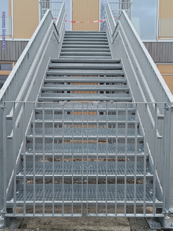 https://www.blankenburg-metallbau.de/bildergalerie/cache/vs_Treppen_Treppe-15.jpg